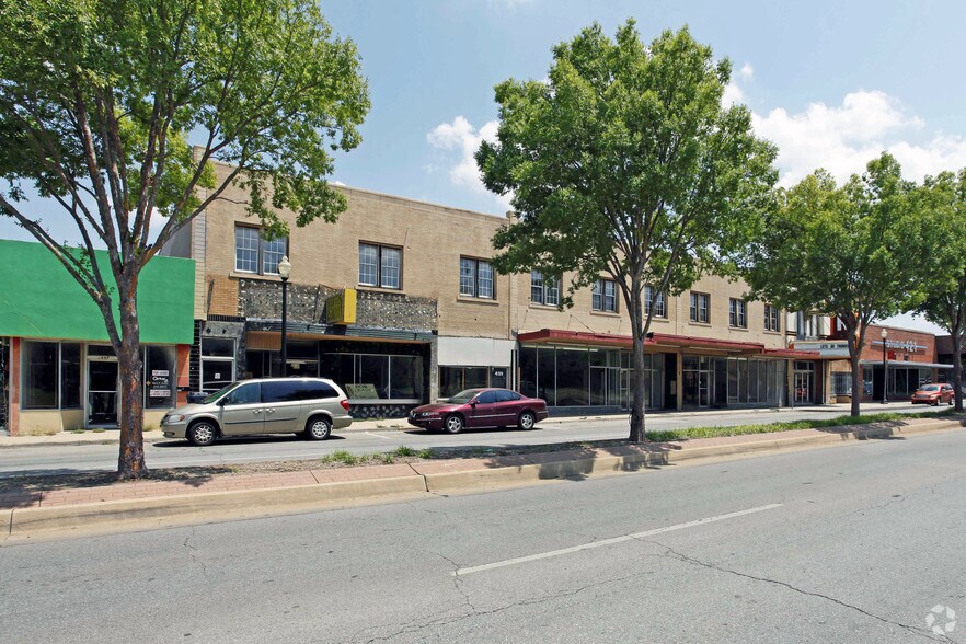 More Photos Of 423-441 NW 23rd St, Oklahoma City Movie Theatre For Lease