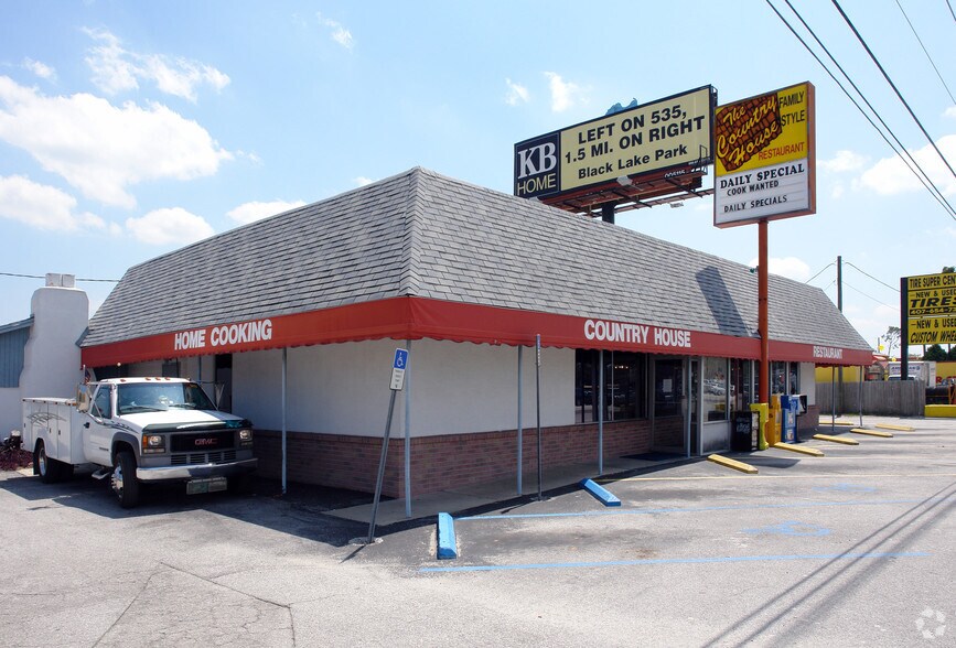 More Photos Of 13394 W Colonial Dr, Winter Garden General Retail For Sale