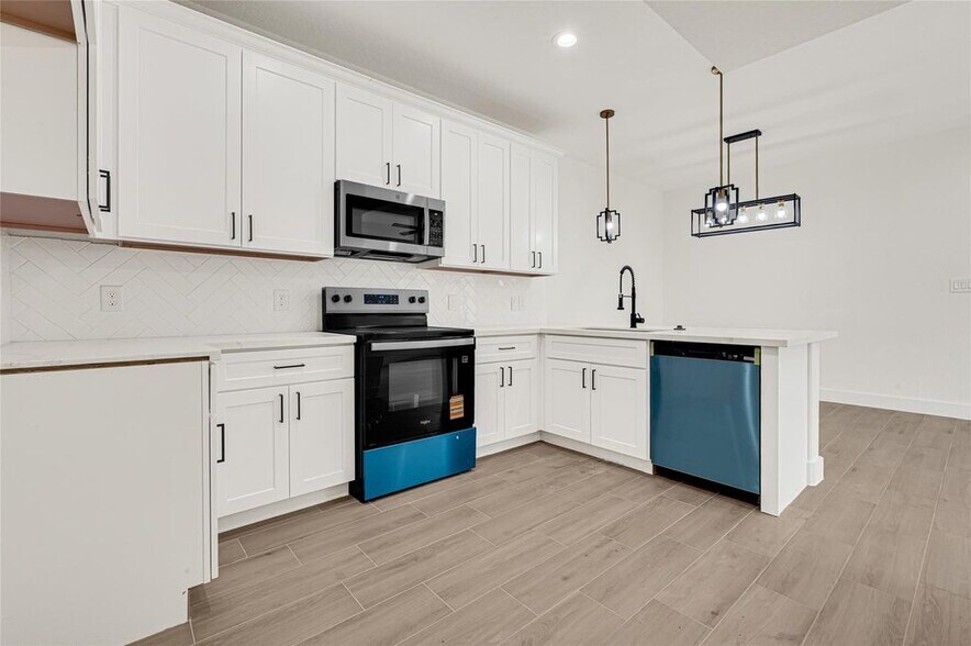 More Photos Of 430 Rhode Island st, Houston Apartments For Sale
