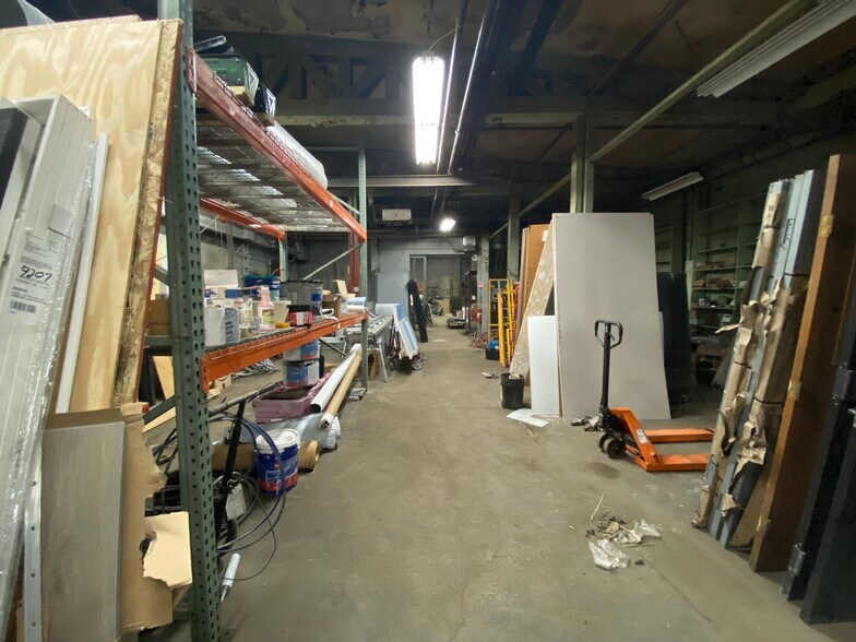 More Photos Of 351-361 2nd St, Troy Industrial For Sale