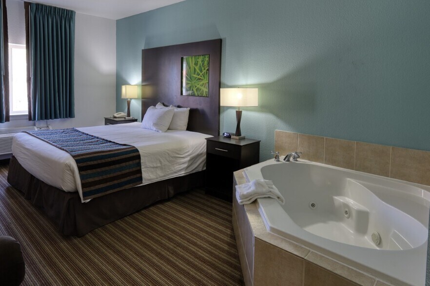 More Photos Of 2209 Highway 290 E, Brenham Hotel For Sale