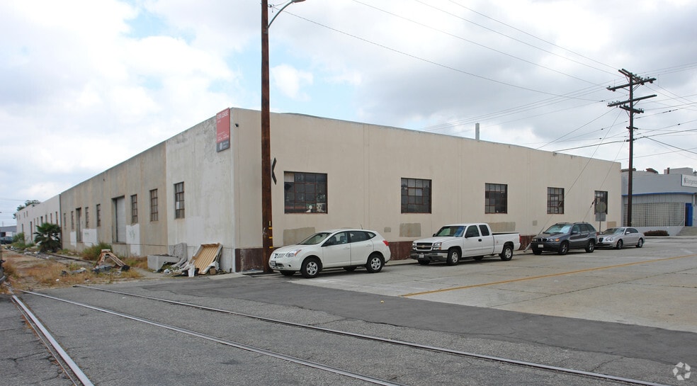 More Photos Of 4807-4827 E 49th St, Vernon Warehouse For Sale