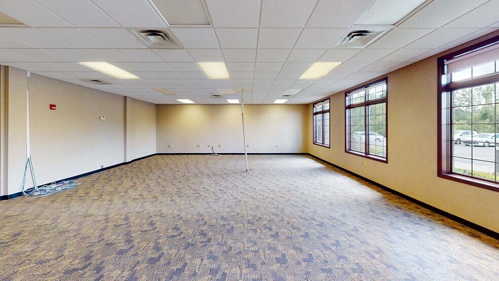 More Photos Of 1111 Chestnut Hills Pky, Fort Wayne Medical For Lease