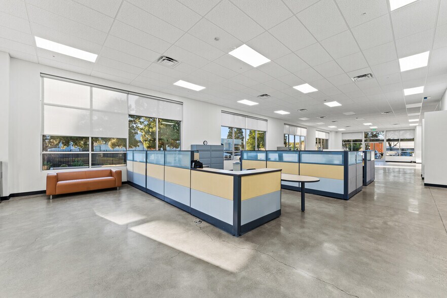 More Photos Of 1635 Cebrian St, West Sacramento General Retail For Sale