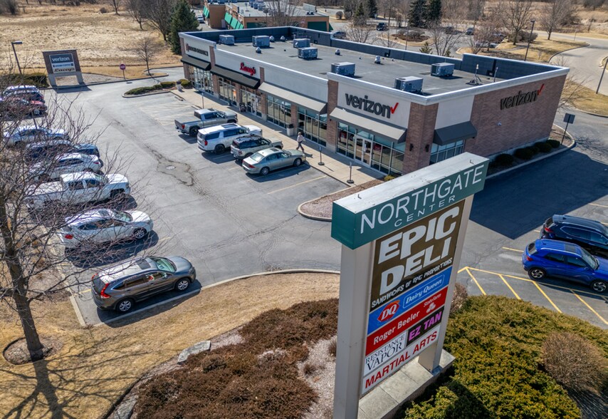 More Photos Of 3501-3525 Diamond Dr, McHenry General Retail For Sale