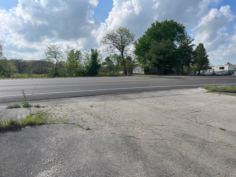 More Photos Of 4620 MO-5, Hartville Industrial For Sale