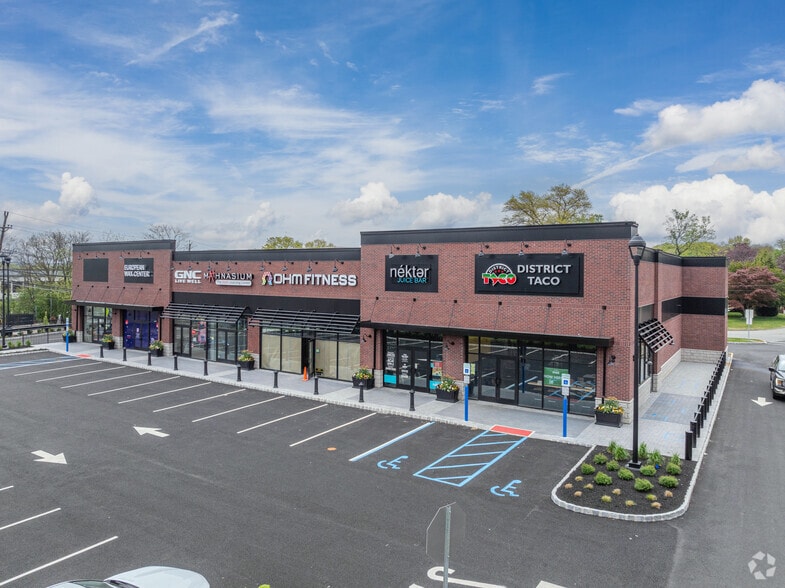 More Photos Of 1591-1593 Alps Rd, Wayne General Retail For Lease