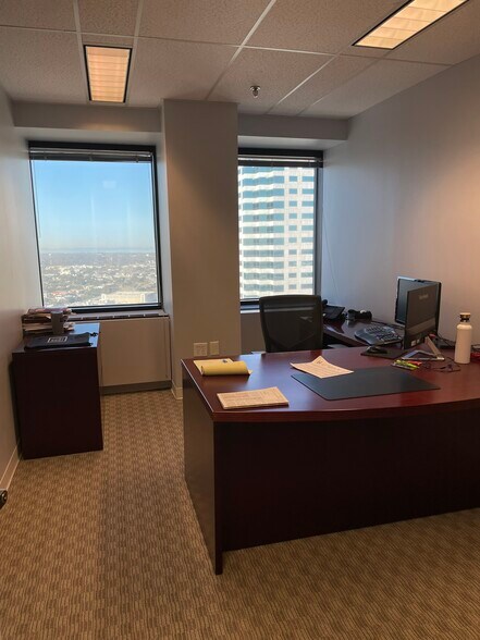 More Photos Of 201 N Franklin St, Tampa Office For Lease