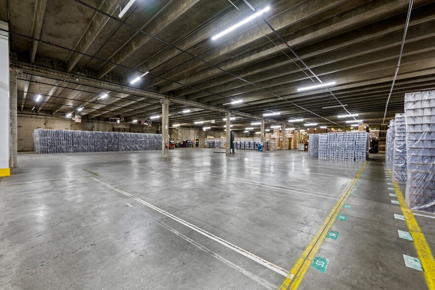 More Photos Of 5861 N Tennyson St, Arvada Warehouse For Sale