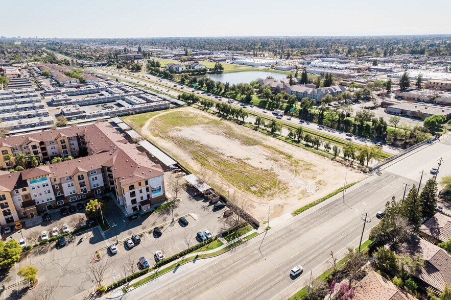 More Photos Of E Barstow Ave @ Fresno and FWY 41, Fresno Land For Sale