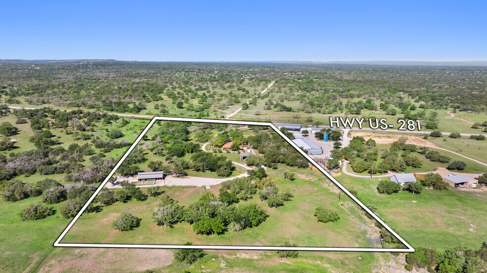 More Photos Of 13744 Us Highway 281 N, Round Mountain Flex For Sale