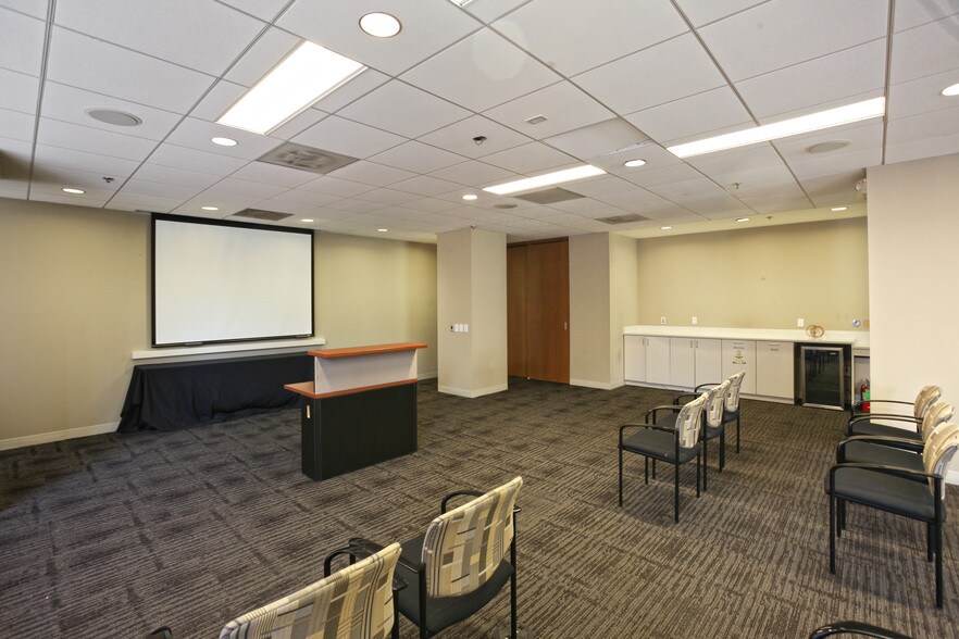 More Photos Of 720 Olive St, Saint Louis Office Residential For Lease