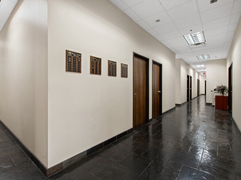 More Photos Of 3201 S Hardy Dr, Tempe Warehouse For Sale