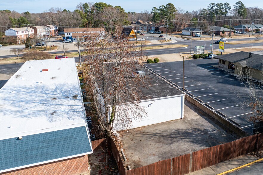 More Photos Of 13665 Warwick Blvd, Newport News Freestanding For Sale