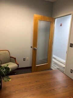 More Photos Of 46179 Westlake Dr, Sterling Coworking Space