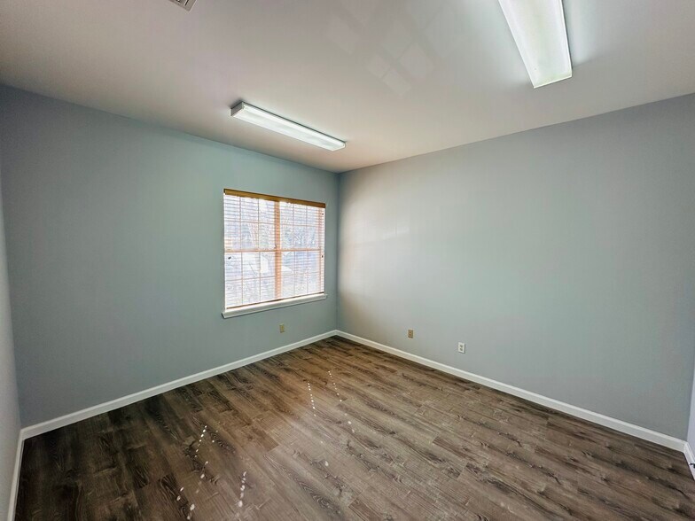 More Photos Of 6550 St Augustine Rd, Jacksonville Medical For Lease