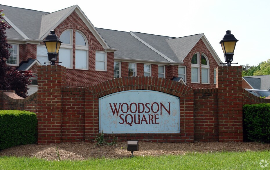 More Photos Of 9693-9697 Main St, Fairfax Medical For Sale