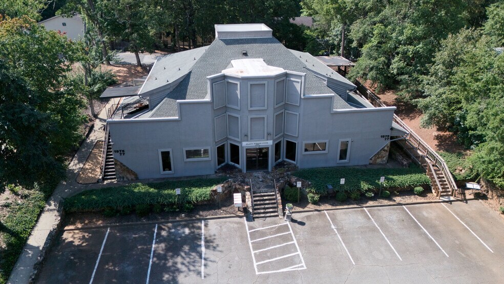Primary Photo Of 1977 N Park Pl SE, Atlanta Medical For Lease