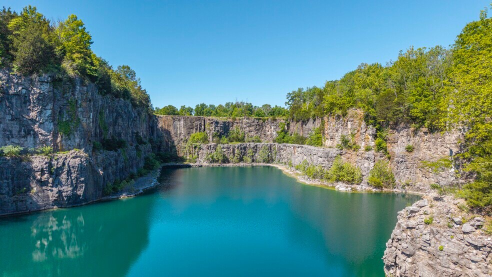 More Photos Of 33 Emerson Cv, Oak Ridge Land For Sale