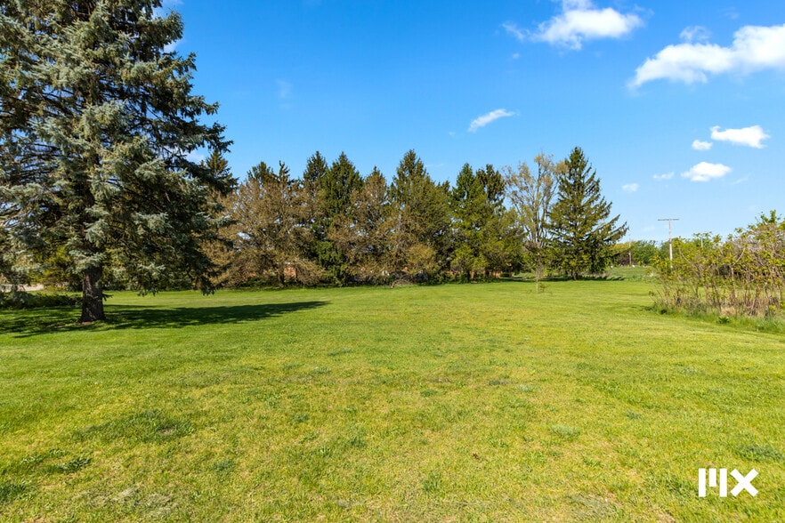 More Photos Of 777 Orleans Blvd, Coldwater Apartments For Sale