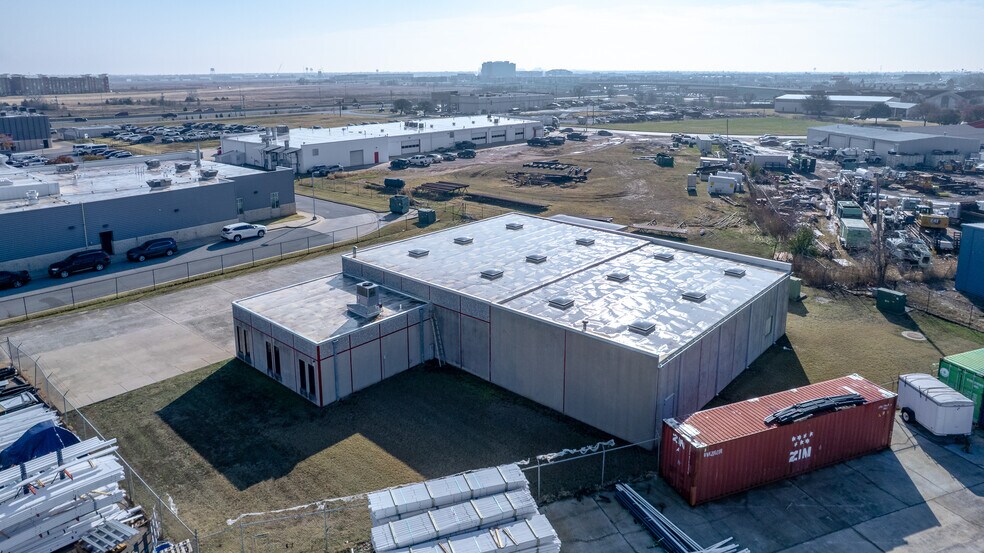 More Photos Of 3152 Broce Dr, Norman Light Manufacturing For Lease
