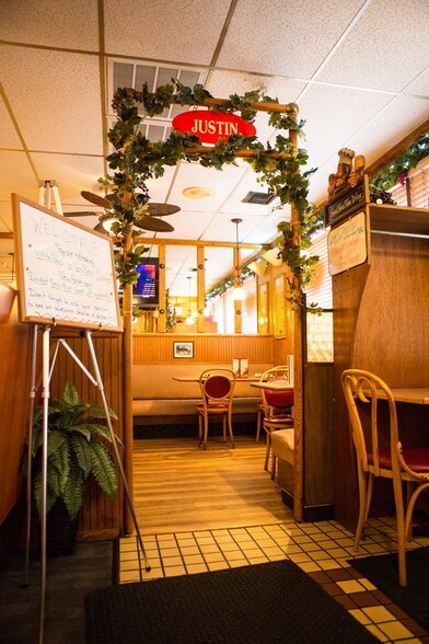 More Photos Of 641 Chester Pike, Prospect Park Restaurant For Sale