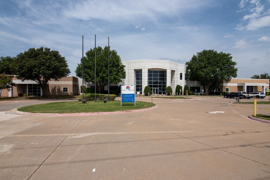 More Photos Of 6032 Innovation Way, Keller Office For Lease