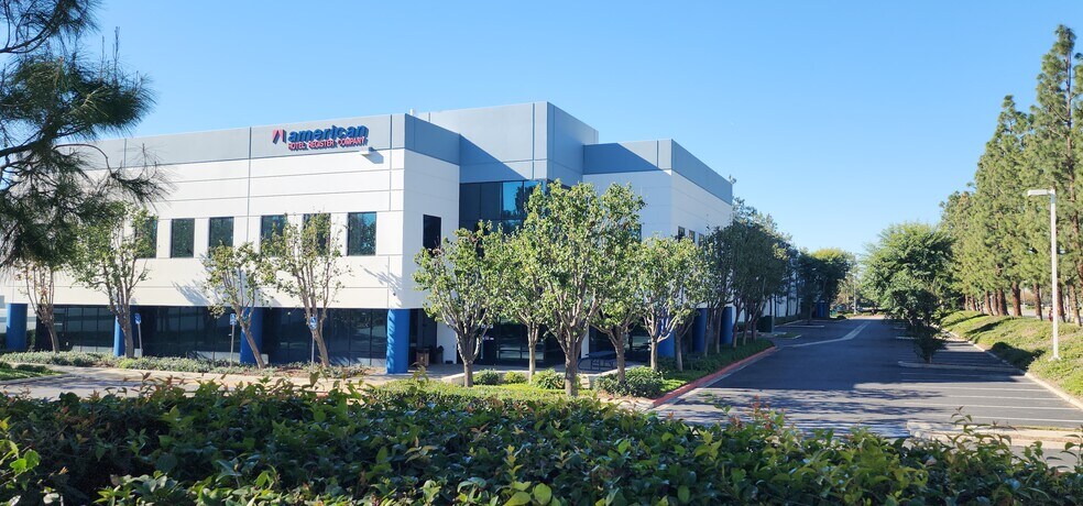 More Photos Of 11754 Cabernet Dr, Fontana Warehouse For Lease