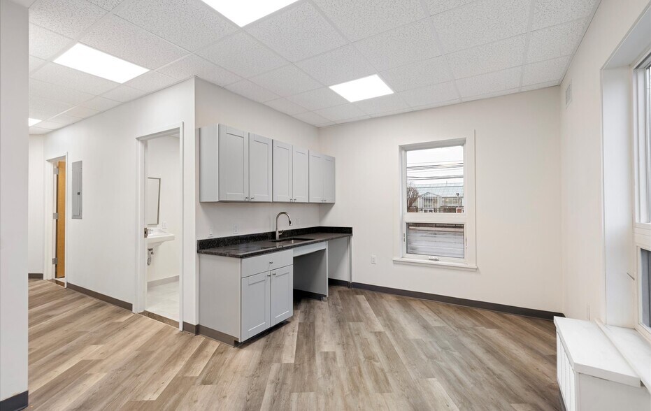 More Photos Of 441 Franklin Ave, Franklin Square Medical For Lease