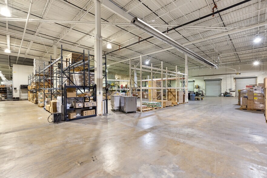 More Photos Of 5305 Midway Rd, Haltom City Distribution For Lease