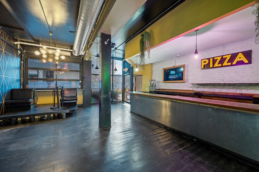 More Photos Of 126 W Sixth St, Cincinnati Apartments For Lease