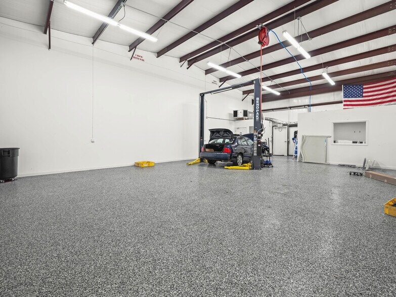 More Photos Of 1220 Huffstetler Dr, Eustis Warehouse For Sale