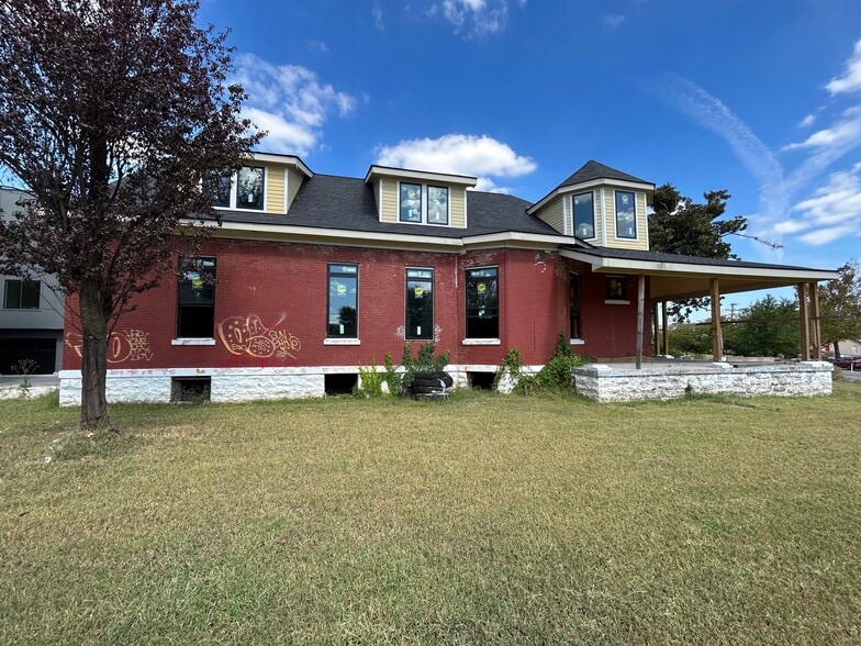 More Photos Of 1006 Monroe St, Nashville Restaurant For Lease