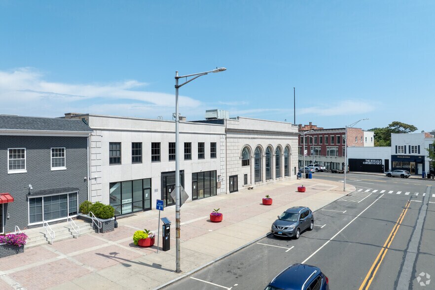 More Photos Of 12 River St, Norwalk Loft Creative Space For Lease
