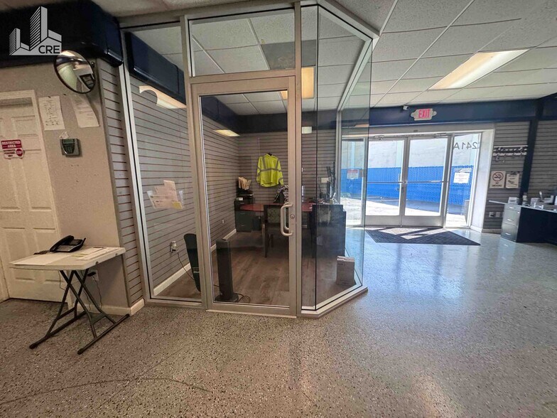 More Photos Of 241 W A St, Dixon Warehouse For Sale