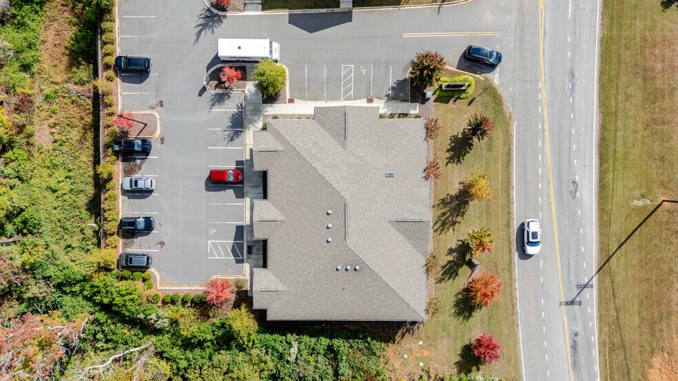 More Photos Of 4184 Dobys Bridge Rd, Fort Mill Office For Lease