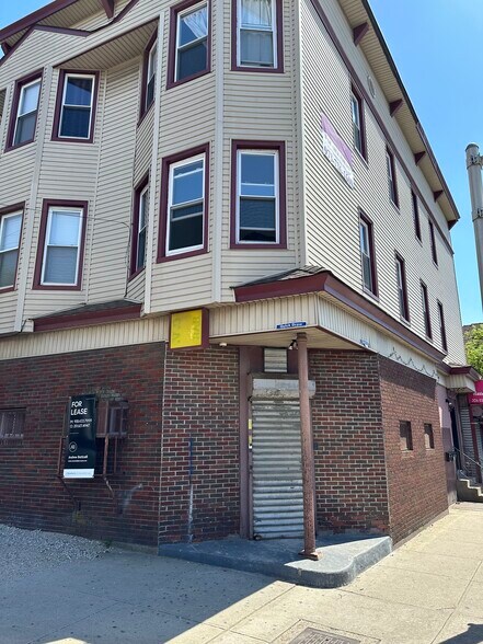 More Photos Of 530 West Side Ave, Jersey City Storefront Retail Residential For Lease