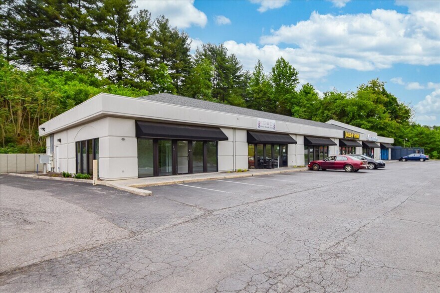 More Photos Of , Roanoke General Retail For Sale