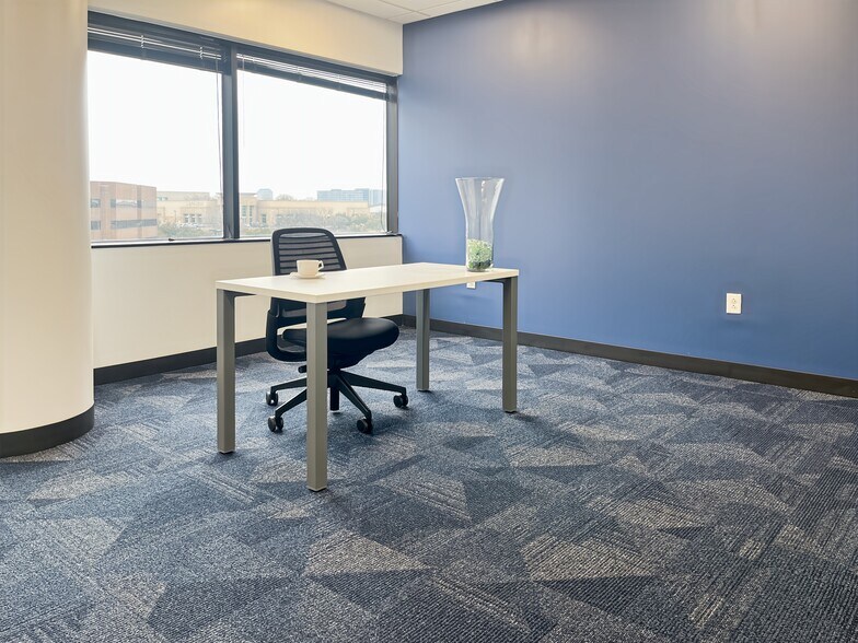 More Photos Of 5601 Executive Dr, Irving Coworking Space