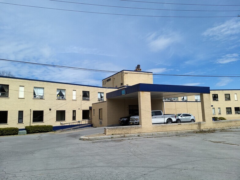 More Photos Of 2 Fall St, Seneca Falls Apartments For Sale