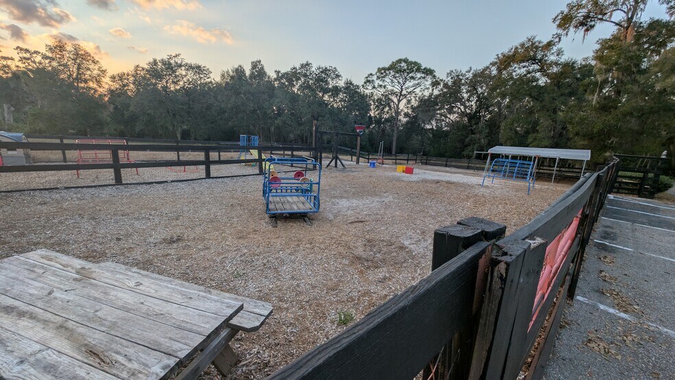 More Photos Of 25541 Sorrento Ave, Sorrento General Retail For Sale