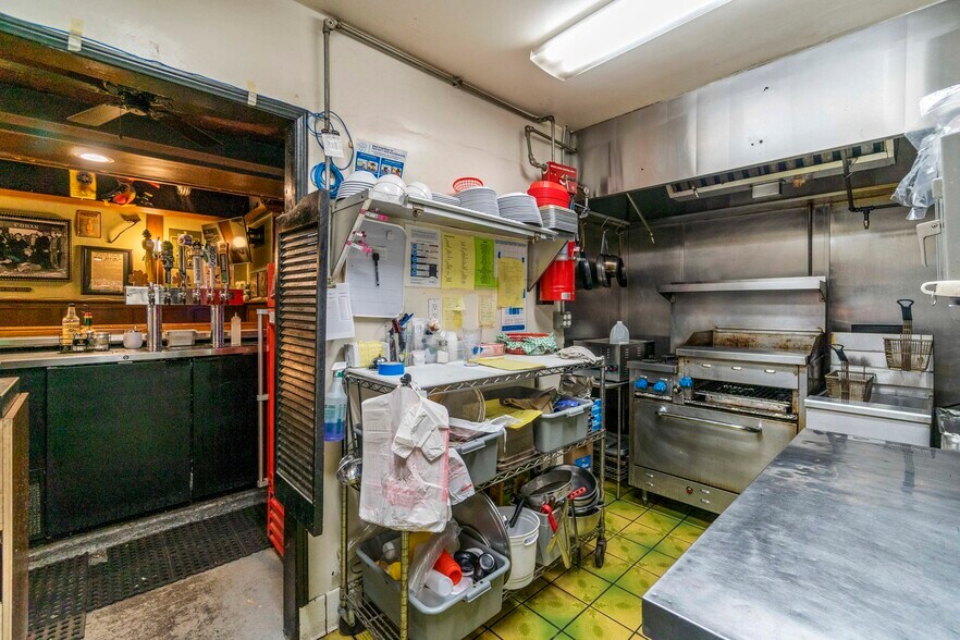 More Photos Of 2158-2160 Lomita Blvd, Lomita Storefront For Sale