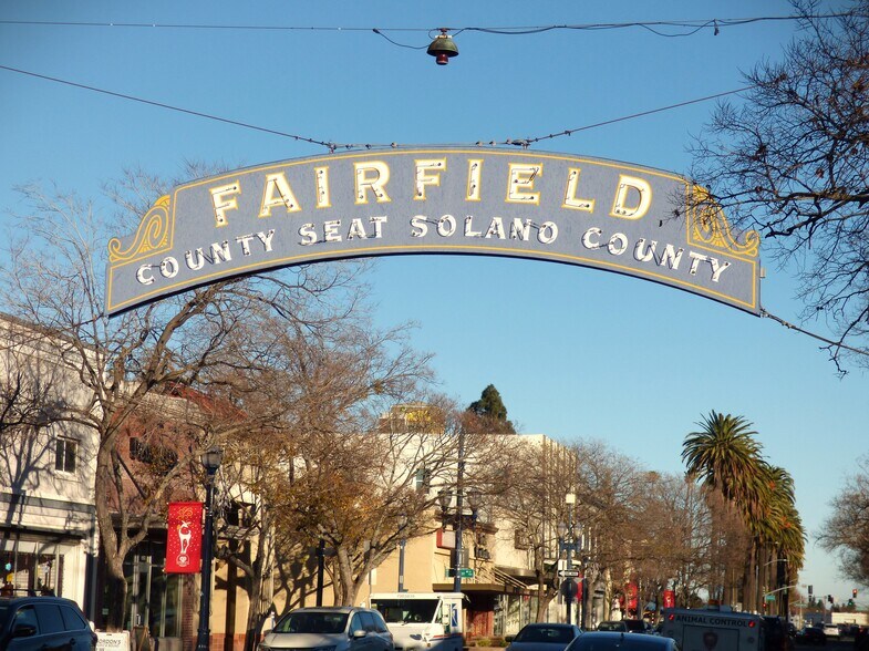 More Photos Of 821 Texas St, Fairfield General Retail For Sale