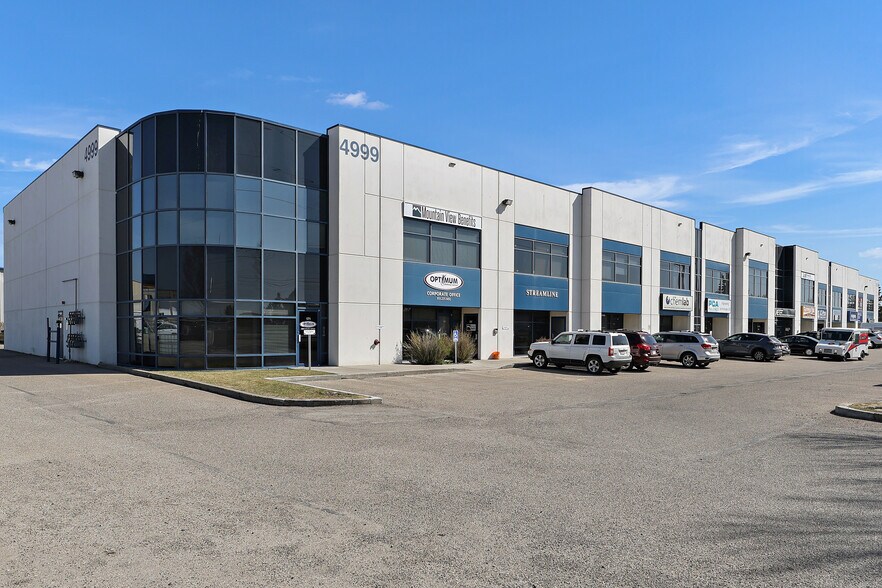 More Photos Of 4999 43rd St SE, Calgary Light Distribution For Sale