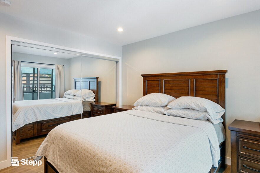 More Photos Of 1060 Olive Ave, Long Beach Apartments For Sale