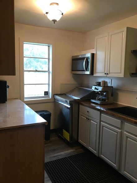 More Photos Of 3323 Saint Johns Ave, Palatka Office For Sale