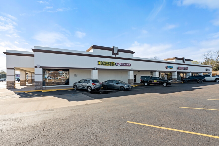 More Photos Of 1200 Richland Dr, Waco Unknown For Lease