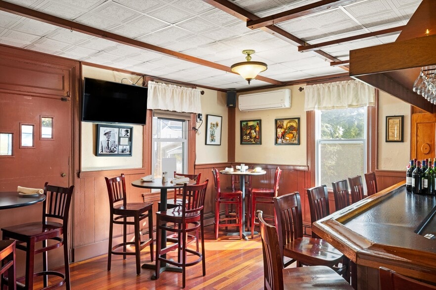 More Photos Of 245 Durham Rd, Ottsville Restaurant For Sale