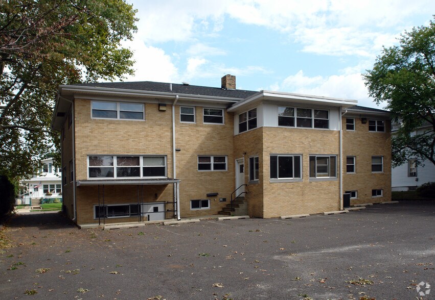 More Photos Of 304 Newton Ave, Oaklyn Office For Sale