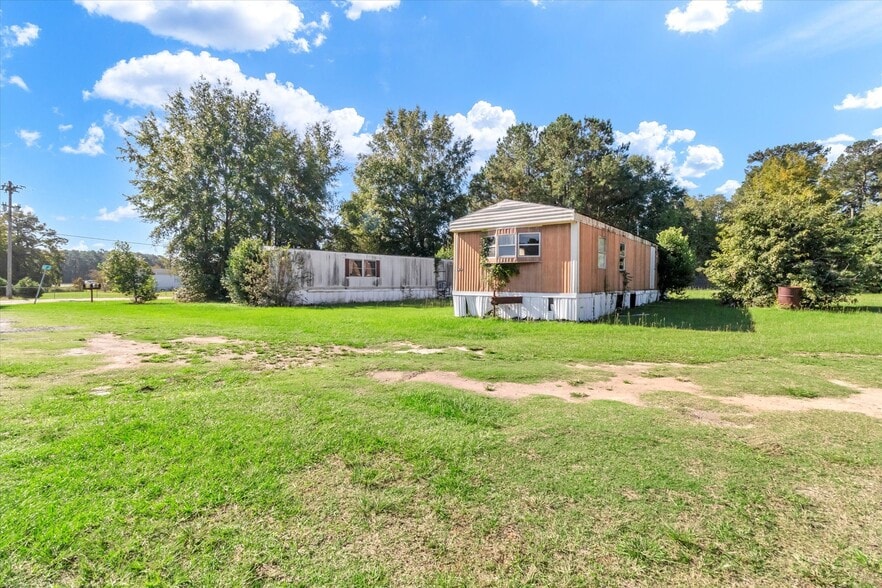 More Photos Of 9710 SC 260, Manning General Retail For Sale